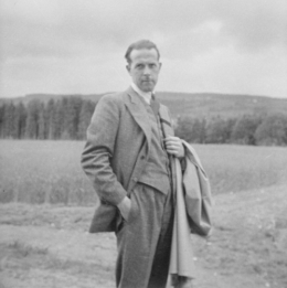 Gustave-Roud-Autoportrait-e1645977138133.png