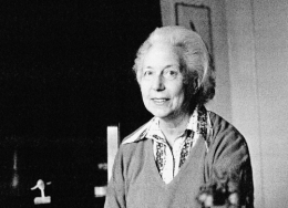Anne Perrier.jpg