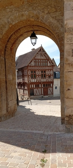 maison pan de bois quartier St Jean
