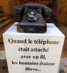 telephone-c4f4a.jpg
