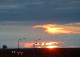 islande,keflavik,aéroport,soleil de minuit,icelandair