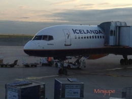 islande,keflavik,aéroport,soleil de minuit,icelandair