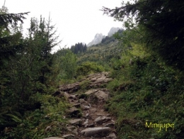 la clusaz,bombardellaz,montagne,refuge