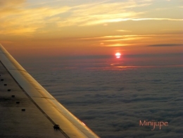 islande,keflavik,aéroport,soleil de minuit,icelandair