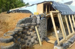 earthship-3-.jpg