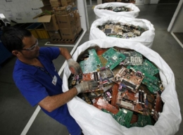 déchets,pollution,informatique,recyclage,mercure,onu