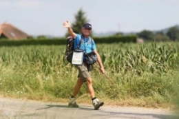axel-kahn-sur-les-routes.jpg