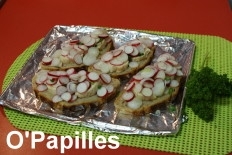 radis-oignonblanc-chevre-tartine02.jpg