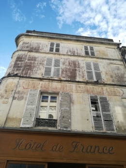 librairie le trait d'union,erick zion,des orties et des hommes,liana levi,la rochefoucauld,tardoire,angouleme,place du minage