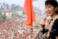 Aung4.jpg