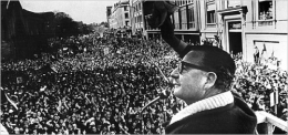 salvador%20allende%20b-w.jpg