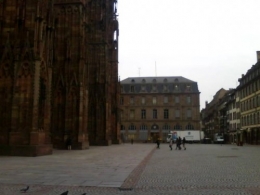 28022012 Place Cathédrale.JPG