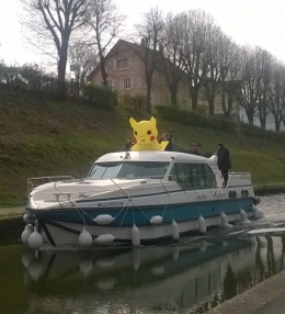 #35 Sur l'eau avril 2019.jpg