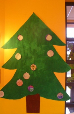 Sapin école 2013 (2).JPG