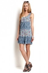 Robe Esprit juin 2011.jpg