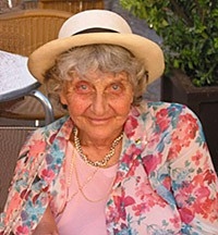 Anne Ancelin Schützenberger.jpg