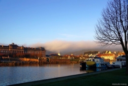 chateau canal.jpg
