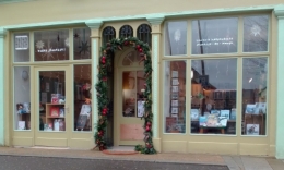 2023 12 Vitrine (1).jpg