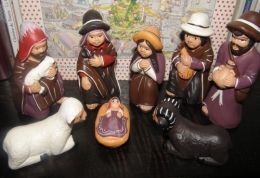 vacances,bulletins,noël,crèche,genou,opération