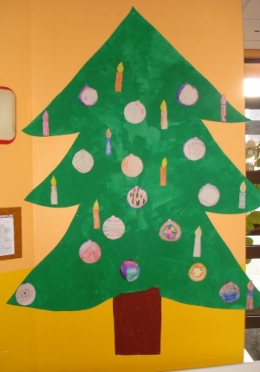 Sapin école 2013 (3).JPG
