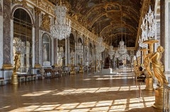 400px-Chateau_Versailles_Galerie_des_Glaces.jpg