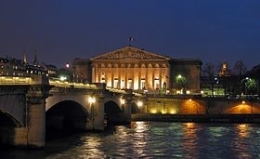 Palais_Bourbon_Nuit.jpg