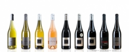 BOUTEILLES 2016 ALIGNEES FB5.jpg