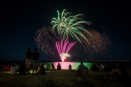 olivier gomez,photographe corse,feu d'artifice,algajola,restaurant casarena