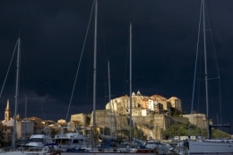 Citadelle orage port blog.jpg