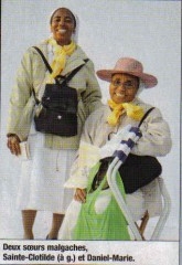 Paris-Match sisters.jpg