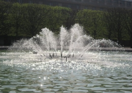11-03-28 Palais Royal 8bis red.jpg
