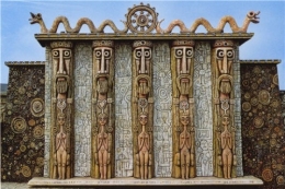 La porte des géants.jpg