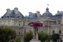 11-06-19 Concert Lux_5971 red.jpg