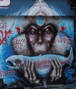 Street Art 27 red.JPG