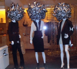 11-11-06 Mannequins3 red.jpg