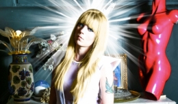 Isia Marie, Possédée