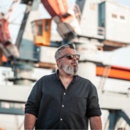 Lucien Chéenne, Larmes au Poing