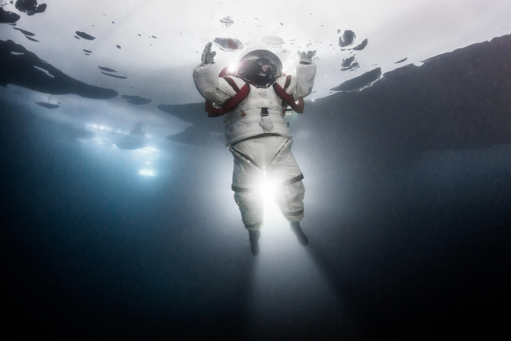 L Homme Qui Voulait Plonger Sur Mars DOC : L'HOMME QUI VOULAIT PLONGER SUR MARS - EMBARQUEMENTS
