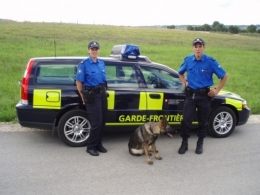 gardes_fronti_re2.jpg