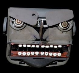 typewriter_1239194855.jpg