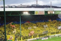 stade foot sauvages.jpg