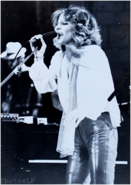 Véronique Sanson en concert à Nice-Années 8O-PhotosLP Fallot.jpg