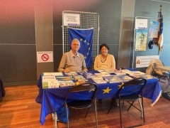 MEY-lechesnay forum.jpg