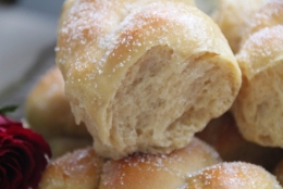 Beignets, brioche, goûter, petit déjeuner 