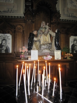 Cierges en l'Eglise St Piat - Image Compressée.JPG