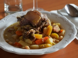 Potée tout cochon, potée, cochon