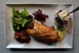 Andouillette de l’Avesnois à la tomme du Quesnoy d’Olivier Poisson, le Mormal à Jolimetz, Le Mormal, Olivier Poisson, andouillette de l'Avesnois, Tomme du Quesnoy, le Chef et la Cocotte, la Cocotte, la Voix du Nord