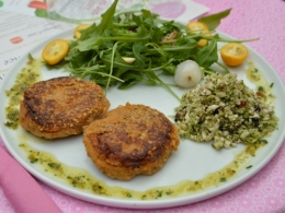 Assiette alimentation vive chez Bernadette et Camille Mercier, « Des merveilles dans la théière » à Villeneuve d’Ascq, Des merveilles dans la théière, le Chef et la Cocotte, Bernadette et Camille Mercier, la Voix du Nord