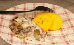 ronds de polenta et champignons, polenta, champignons