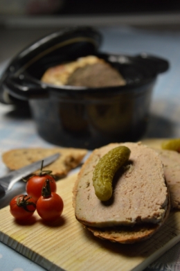 Petits pâtés de foie aux oignons, pâté de foie, pâté de foie aux oignons